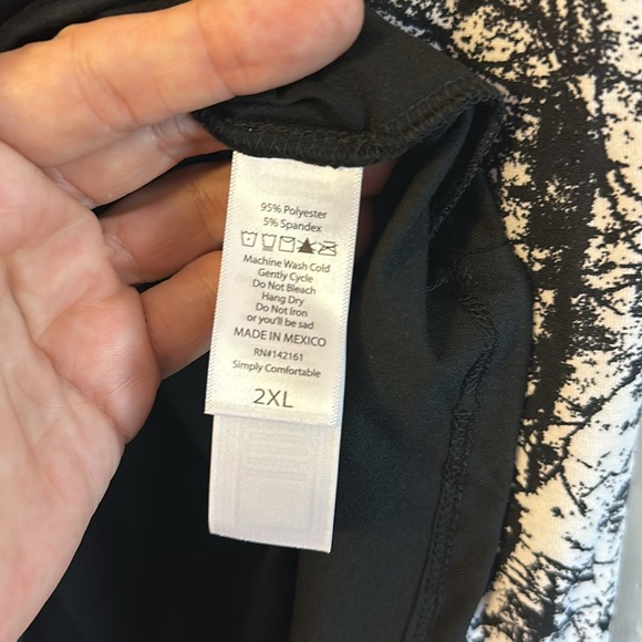 LuLaRoe Erin 2xl HALLOWEEN - Picture 2 of 3